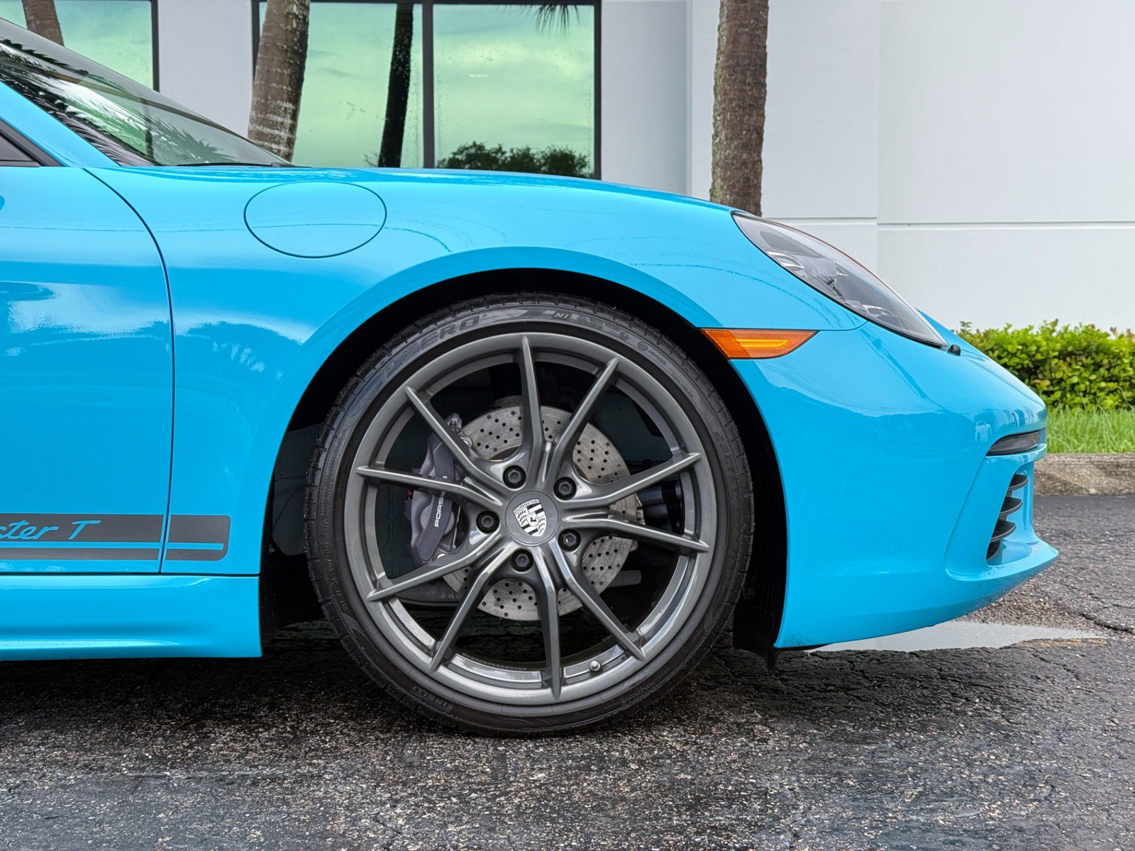 Used 2021 Porsche 718 Boxster RWD image 40