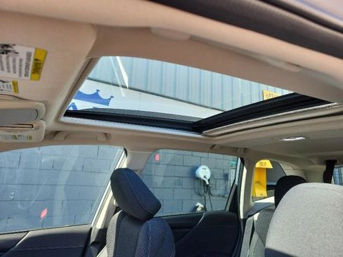 Used 2023 Subaru Forester Premium AWD/4WD image 10