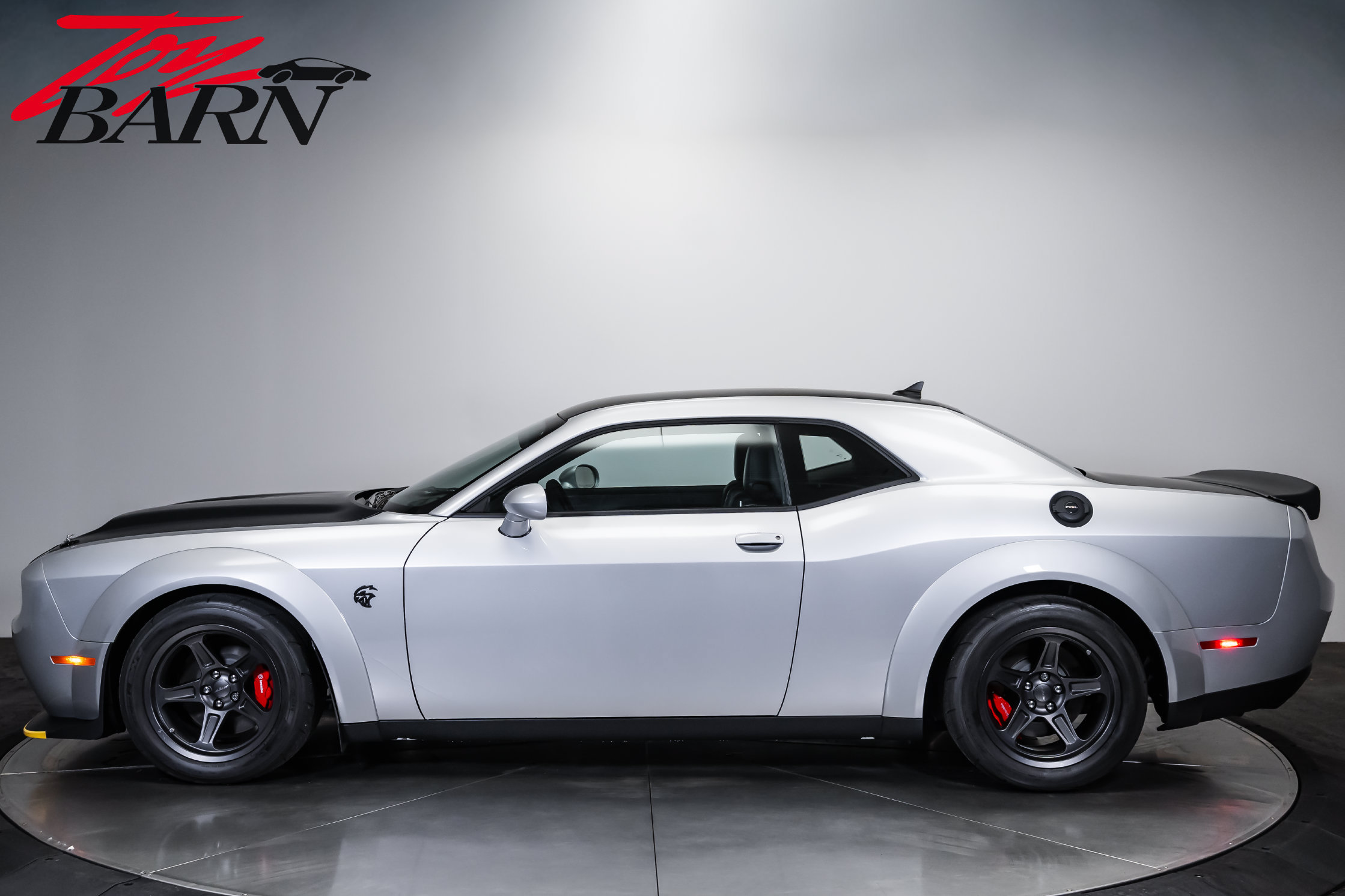 Used 2022 Dodge Challenger SRT Super Stock RWD image 2