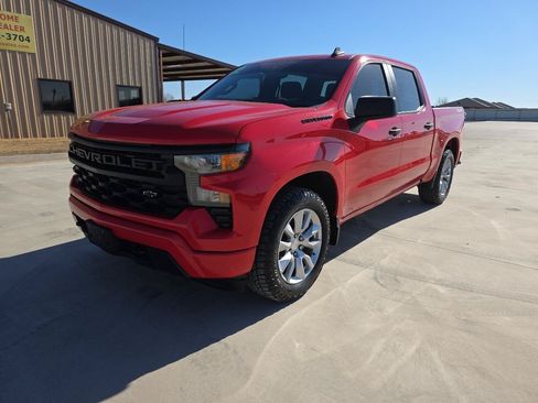 Used 2022 Chevrolet Silverado 1500 Custom w/ LPO, Dark Essentials Package AWD/4WD image 3