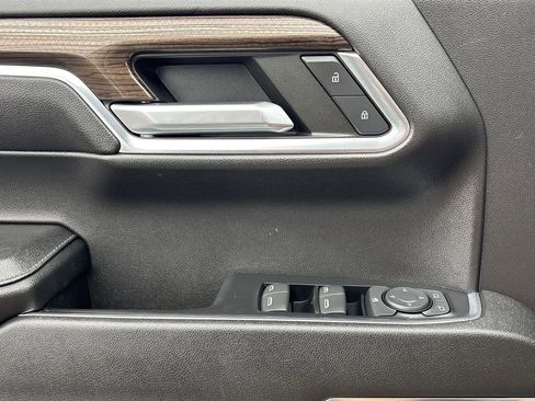 Used 2023 Chevrolet Silverado 1500 RST image 17