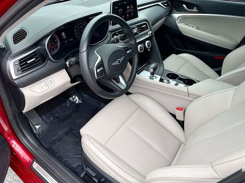 Used 2020 Genesis G70 2.0T image 25