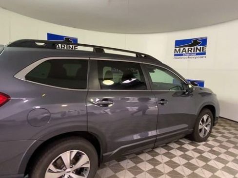 Used 2023 Subaru Ascent Premium w/ Convenience Package image 2