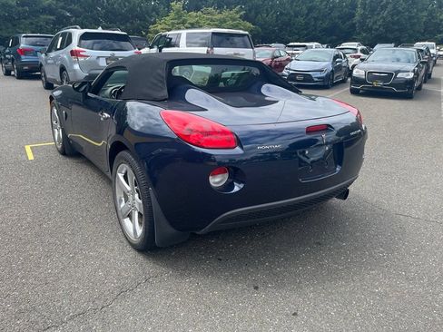 Used 2006 Pontiac Solstice Convertible w/ Premium Package RWD image 5