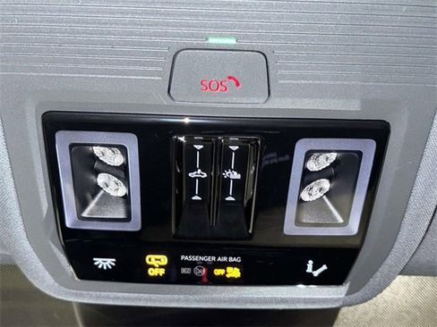 Used 2023 Audi Q4 e-tron Prestige w/ 20" Wheel Package image 27