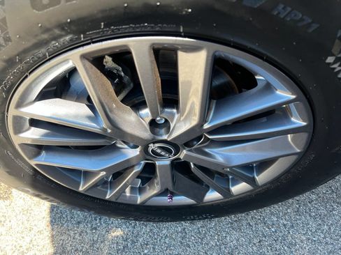 Certified 2023 Nissan Rogue S AWD/4WD image 40