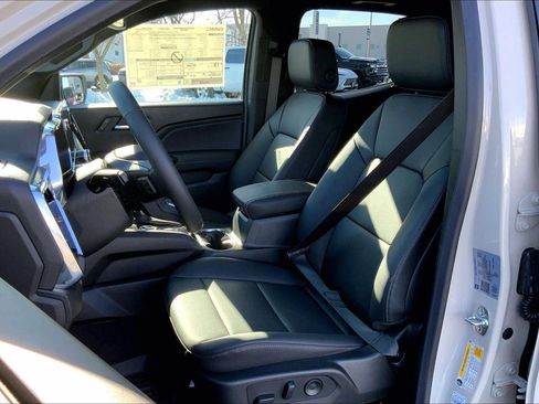 New 2026 GMC Canyon Elevation w/ Convenience Package image 8