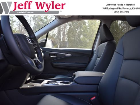 New 2025 Honda Ridgeline RTL image 12