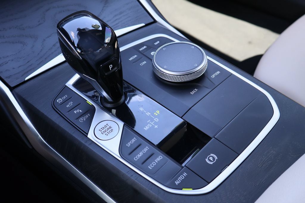 Used 2021 BMW 430i Coupe w/ Premium Package RWD image 17