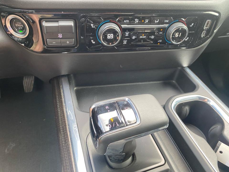Used 2024 Chevrolet Silverado 1500 RST w/ Texas Edition Plus AWD/4WD image 22