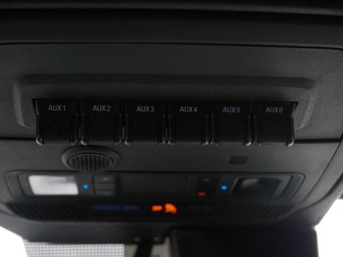 Used 2022 Ford Bronco Badlands image 34