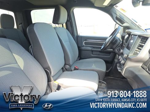 Used 2024 RAM 2500 Big Horn AWD/4WD image 23