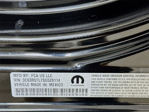 Used 2025 RAM 2500 Limited image 32