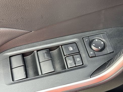 Certified 2025 Toyota RAV4 LE FWD image 15