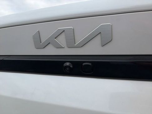 Used 2025 Kia K4 EX image 34