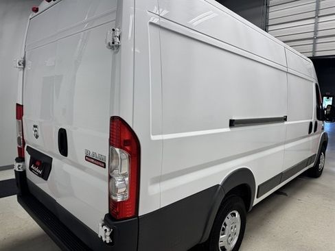 Used 2016 RAM ProMaster 3500 w/ Premium Appearance Group FWD image 6
