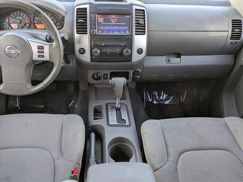 Used 2019 Nissan Frontier SV image 14