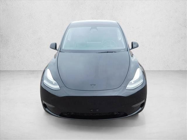Used 2023 Tesla Model Y Long Range AWD/4WD image 3