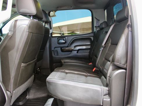Used 2016 GMC Sierra 2500 Denali w/ Duramax Plus Package AWD/4WD image 13