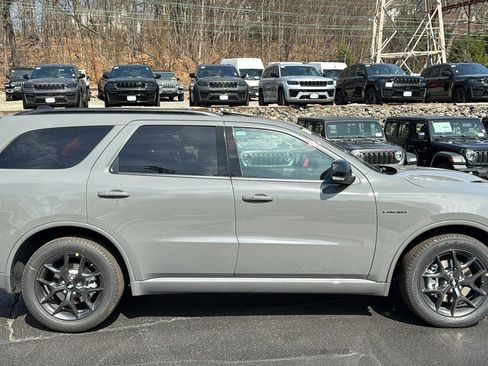 New 2026 Dodge Durango GT image 4