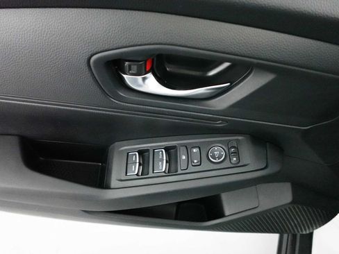 Used 2024 Honda Accord LX image 11