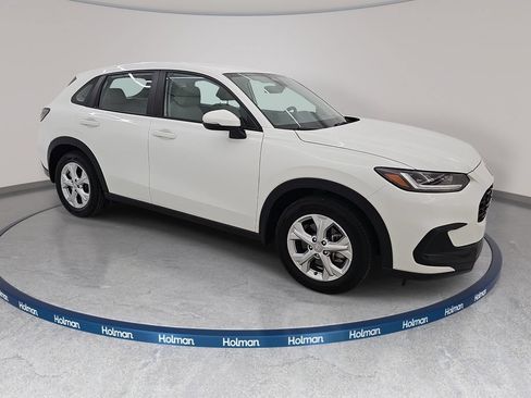 Used 2023 Honda HR-V LX image 4