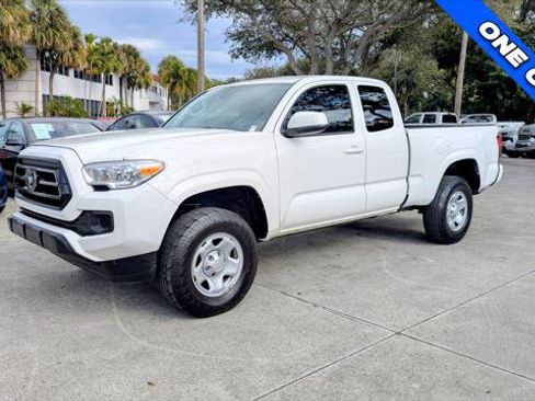 Used 2023 Toyota Tacoma SR image 2