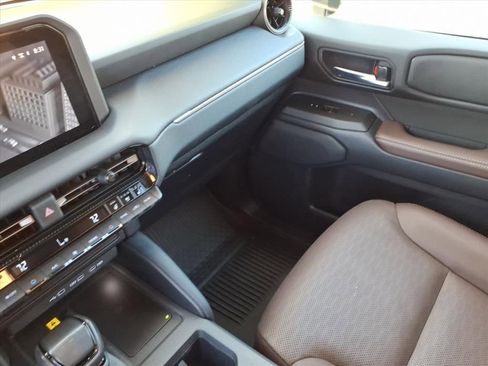 Used 2024 Toyota Land Cruiser image 36