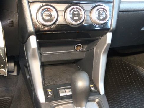 Used 2018 Subaru Forester 2.5i Premium AWD/4WD image 21