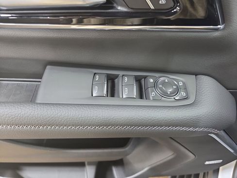New 2026 GMC Yukon Denali w/ Sun & Power Step Package AWD/4WD image 31