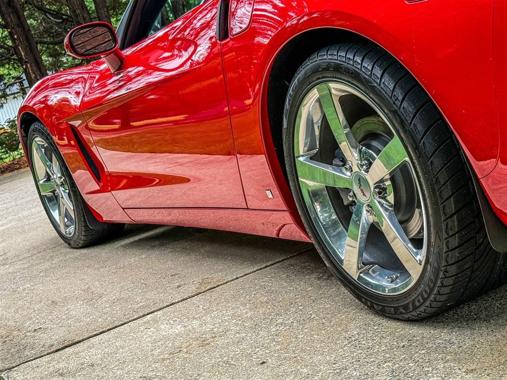 Used 2008 Chevrolet Corvette Coupe w/ Preferred Equipment Group RWD image 27