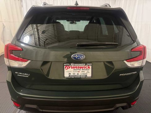 Certified 2023 Subaru Forester Premium image 16