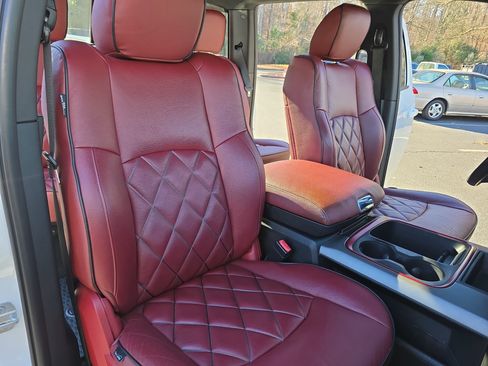 Used 2018 RAM 1500 Rebel w/ Luxury Group image 10