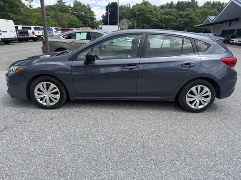 Used 2017 Subaru Impreza 2.0i AWD/4WD image 2