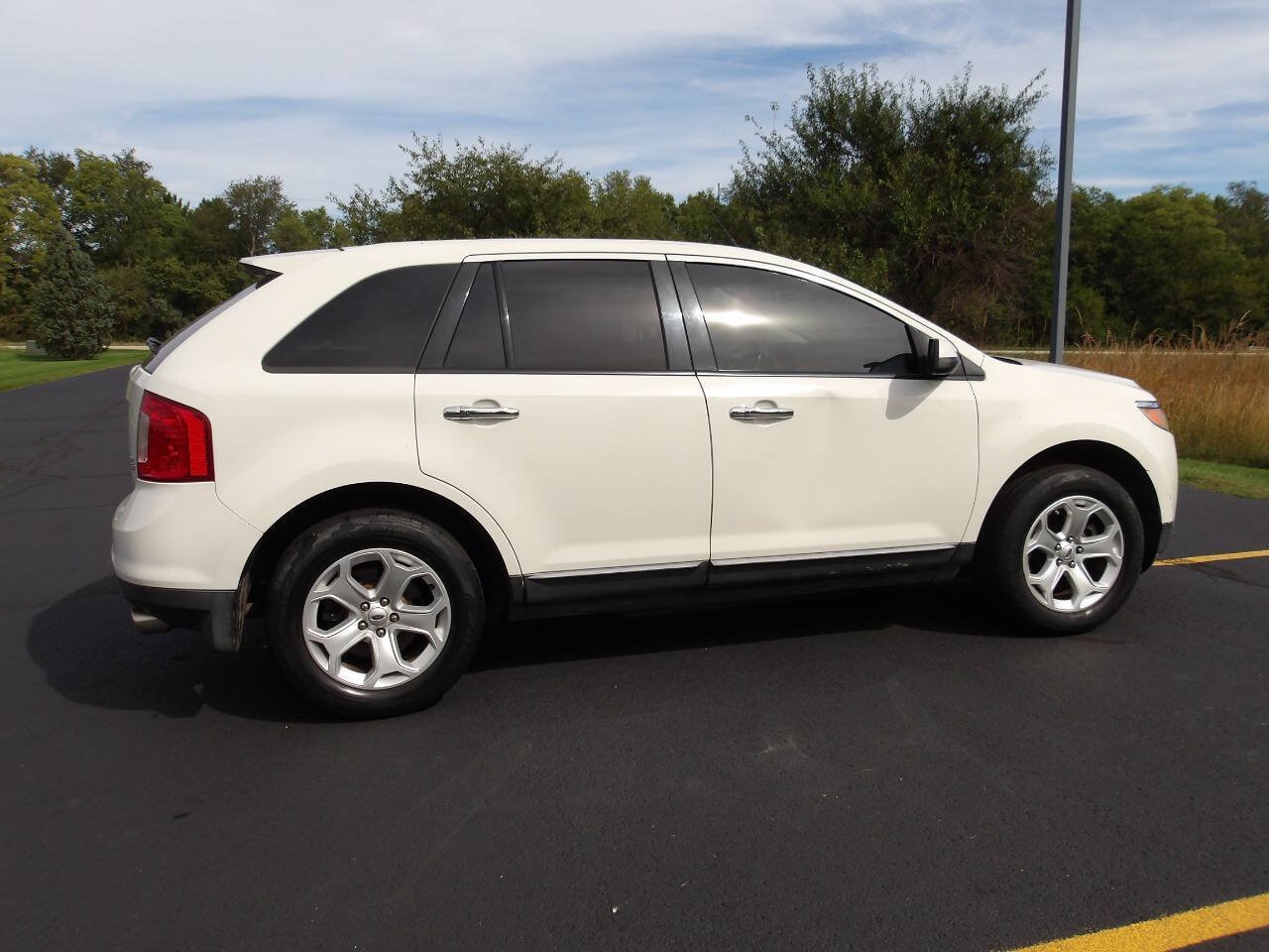 Used 2011 Ford Edge SEL w/ 202A Rapid Spec Order Code AWD/4WD image 11