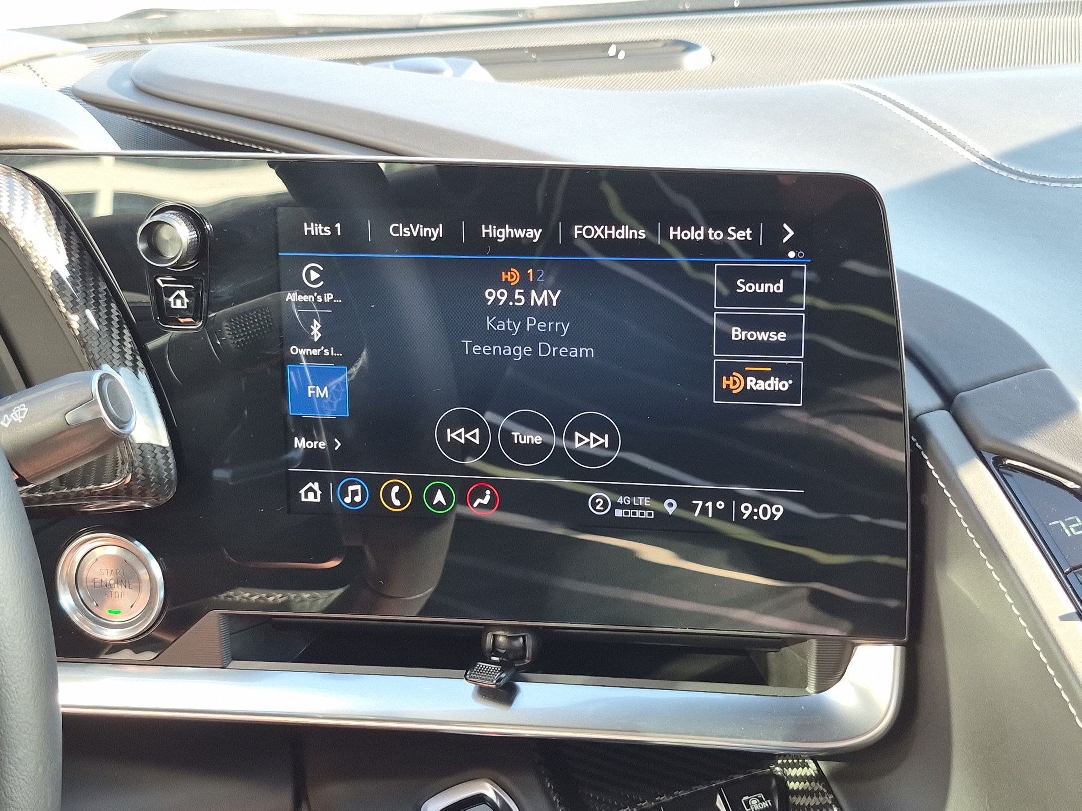 Used 2023 Chevrolet Corvette Stingray Premium Conv w/ Z51 Performance Package RWD image 22