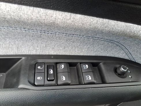 Used 2022 Jeep Compass Latitude w/ Convenience Group image 12