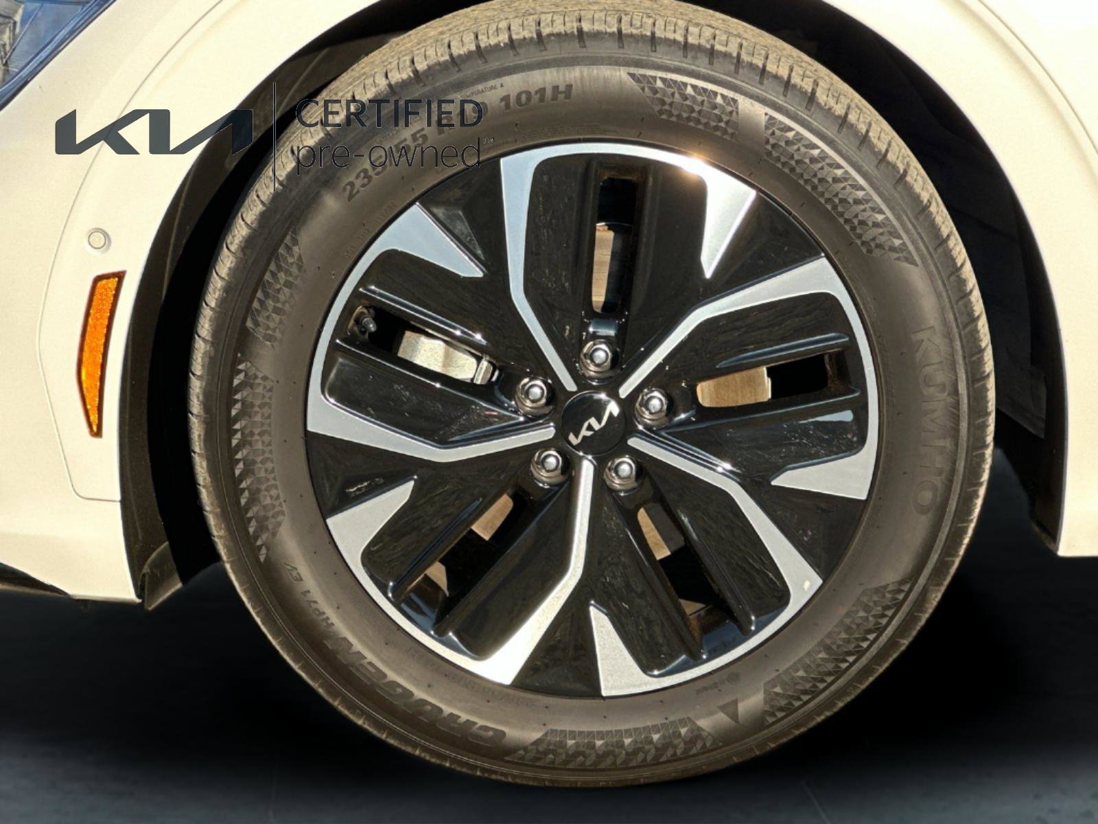 Certified 2024 Kia EV6 GT-Line RWD image 27