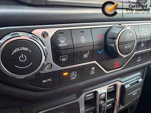 Certified 2023 Jeep Gladiator Rubicon w/ Cold Weather Group AWD/4WD image 83