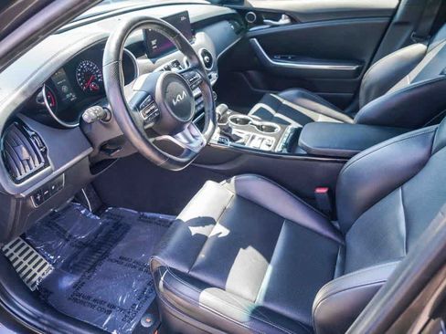 Used 2022 Kia Stinger GT-Line RWD image 16