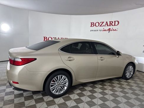 Used 2014 Lexus ES 350 w/ Luxury Package image 9