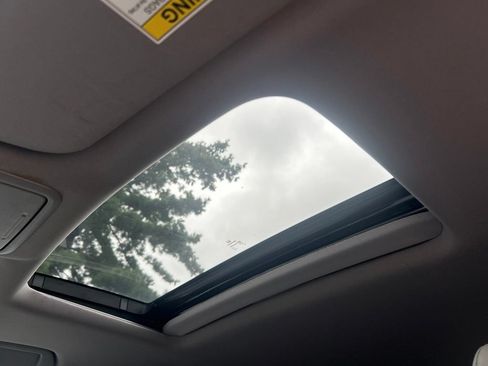 Used 2018 Honda Odyssey EX-L image 19