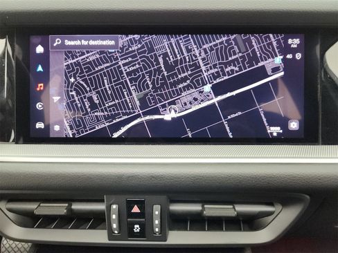 Used 2024 Porsche Cayenne image 30