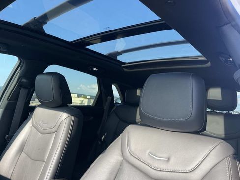 Used 2021 Cadillac XT5 Sportv w/ LPO, Floor Liner Package AWD/4WD image 35