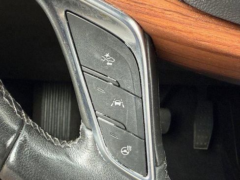 Used 2022 Cadillac XT5 Premium Luxury w/ LPO, Floor Liner Package image 24