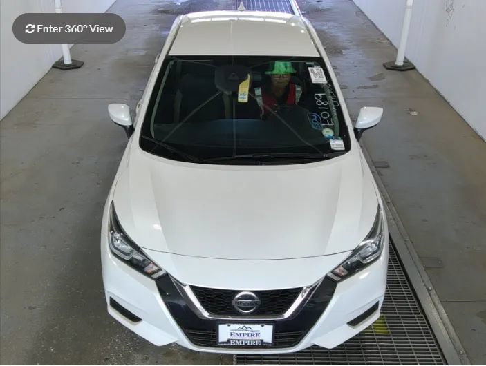 Used 2022 Nissan Versa SV FWD image 4