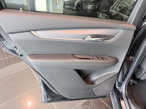 Used 2024 Cadillac XT6 Luxury w/ LPO, Floor Liner Package AWD/4WD image 32