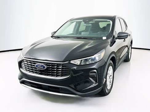 Used 2024 Ford Escape Active FWD image 3
