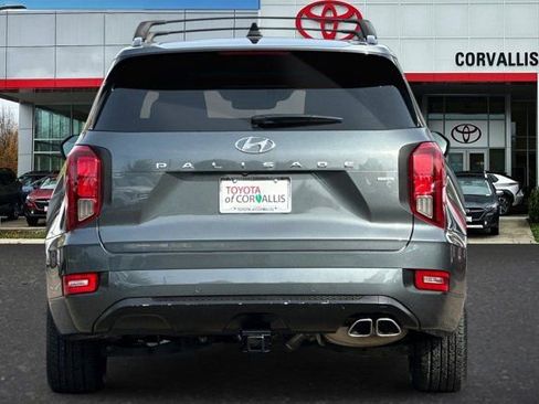 Used 2022 Hyundai Palisade Limited image 4
