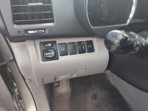 Used 2010 Toyota Highlander Sport image 20